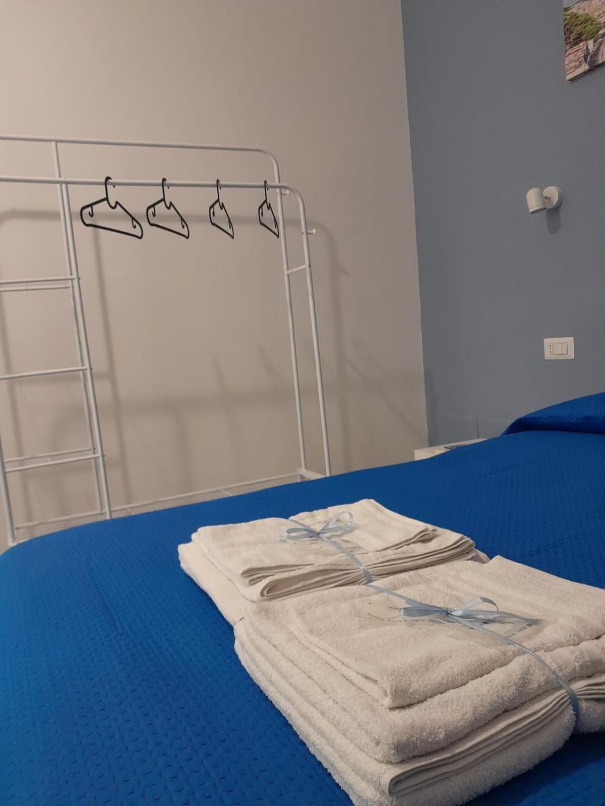 Monteoliveto 5 Bed & Breakfast Napoli Exterior foto